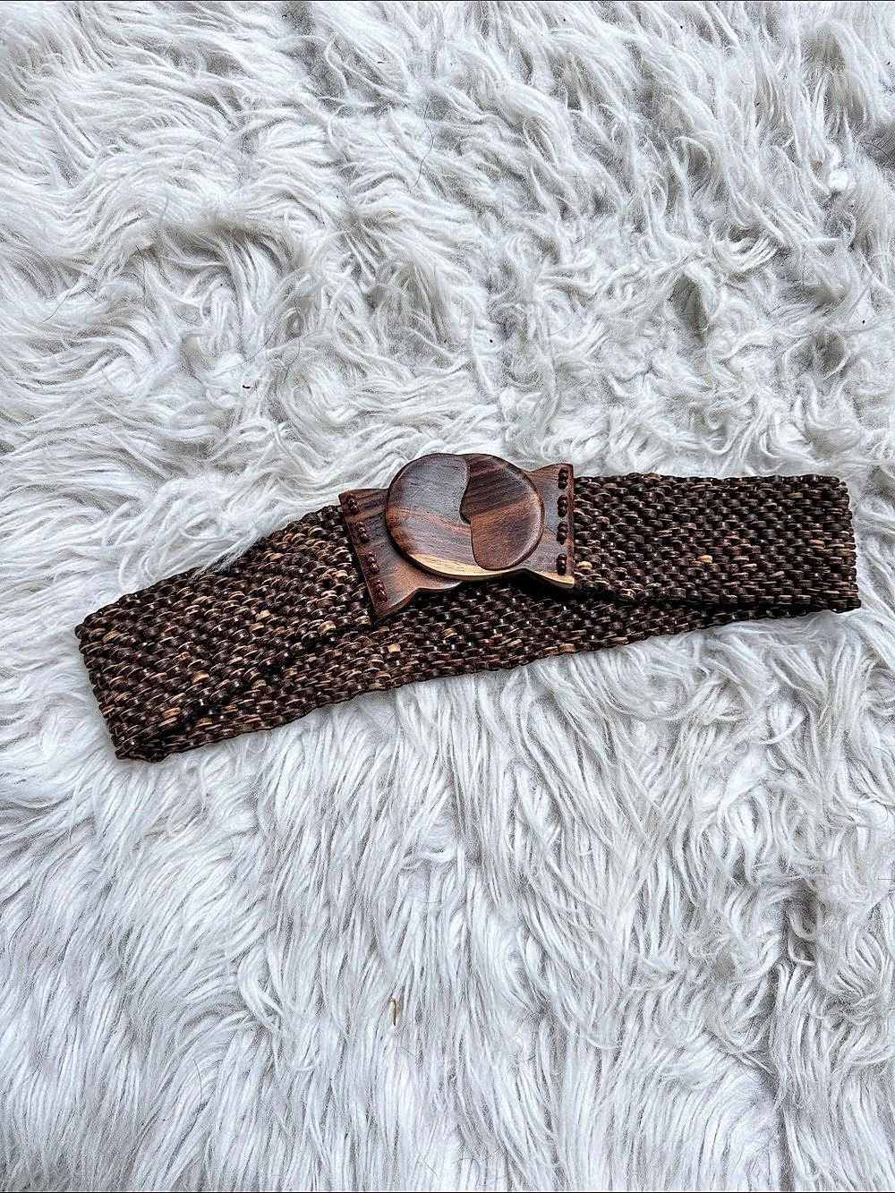 Woven Wood Buckle Belt in Brown